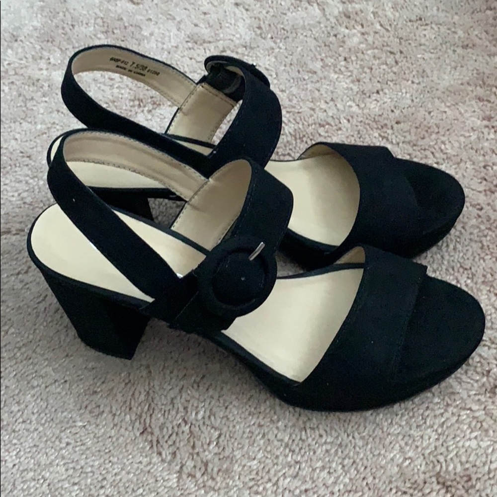 Beautiful Black Platform Sandals